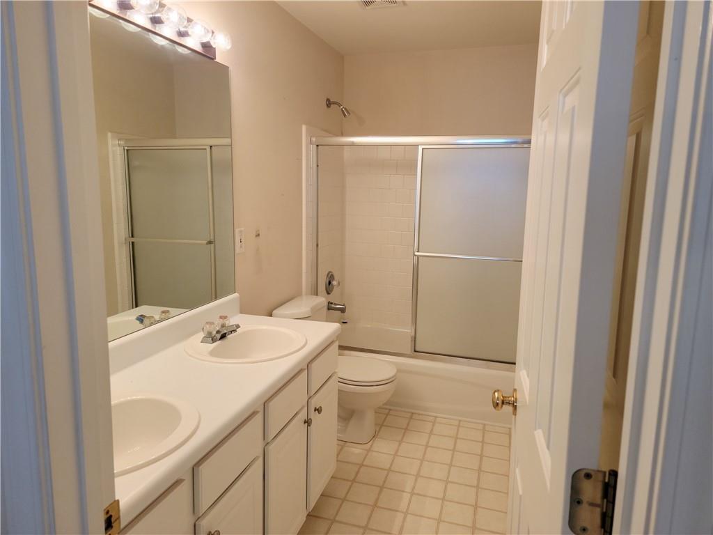 5072 Raventhorpe Court Northwest Suwanee, GA 30024 - Photo 21 of 36