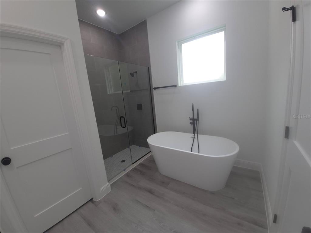 16629 Southwest 21st Circle Ocala, FL 34473 - Photo 2 of 12