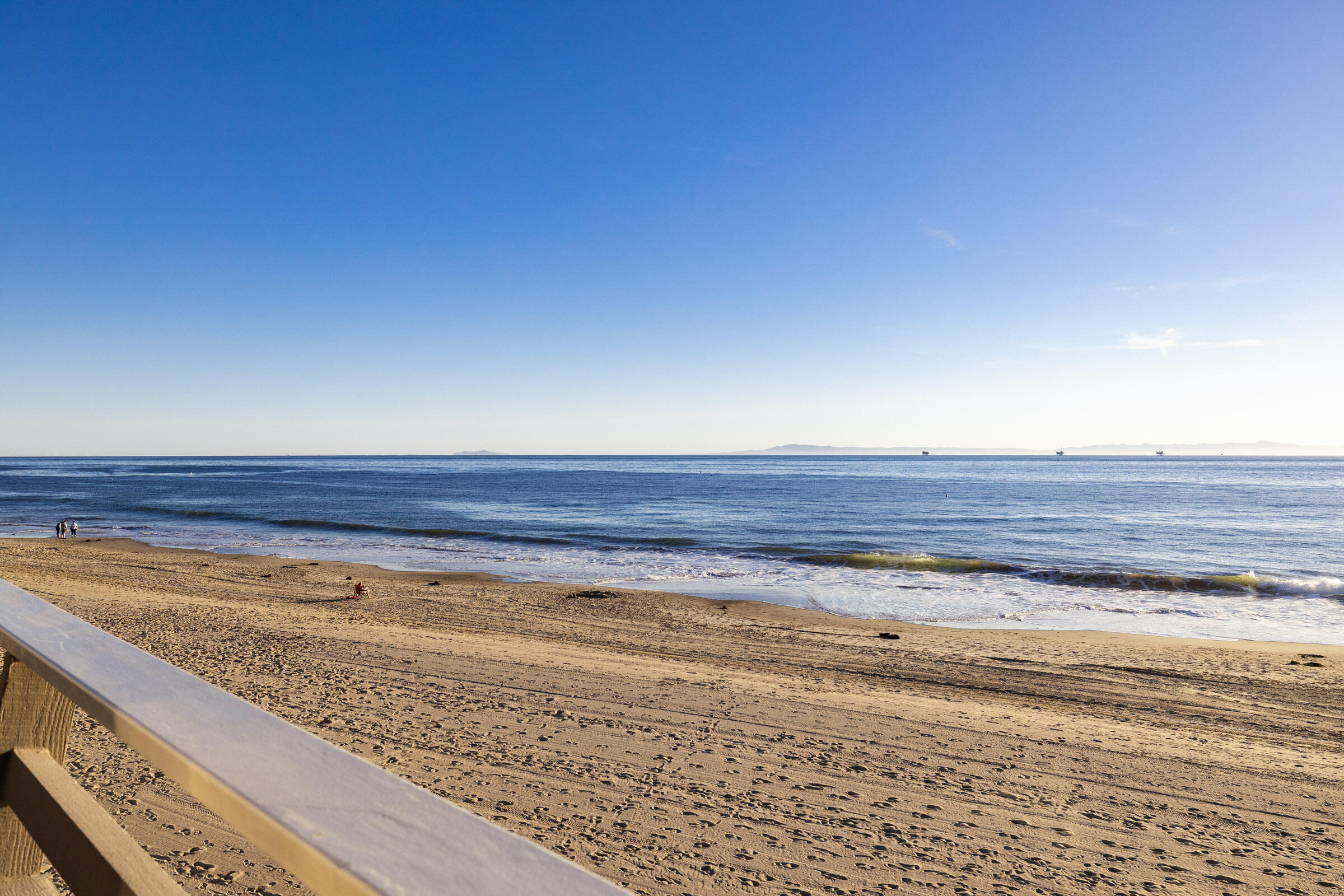 4925 Sandyland Road, Unit F Carpinteria, CA 93013 - Photo 5 of 19 a view of wooden floor