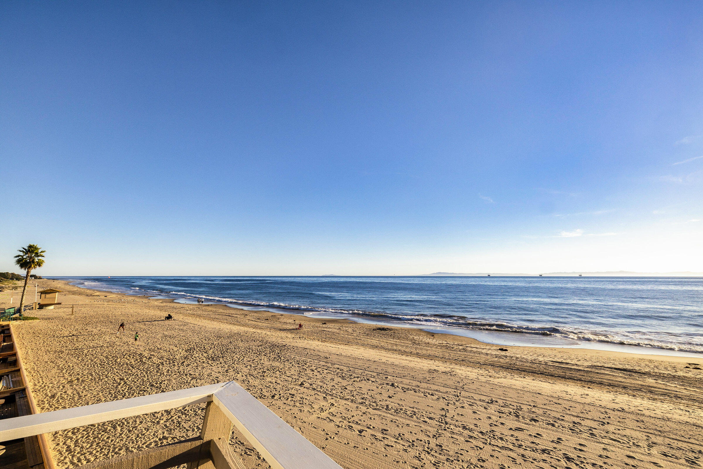 4925 Sandyland Road, Unit F Carpinteria, CA 93013 - Photo 9 of 19 a view of an ocean