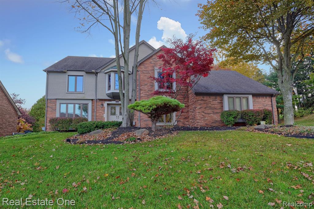 1249 Springwood Court Rochester Hills, MI 48309 - Photo 1 of 52