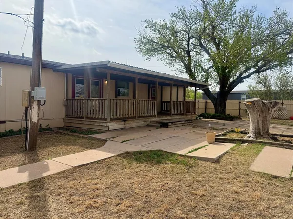 $140,000 | 112 South Franklin Avenue, Aspermont, TX 79502