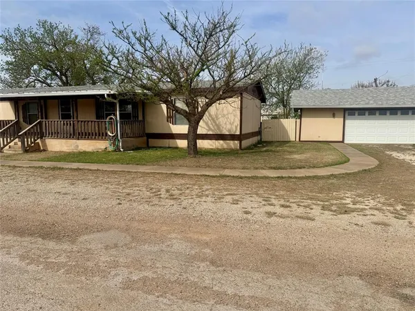 $140,000 | 112 South Franklin Avenue, Aspermont, TX 79502