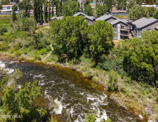 $925,000 | 971 West Beaver Creek Boulevard, Unit B5, Avon, CO 81620