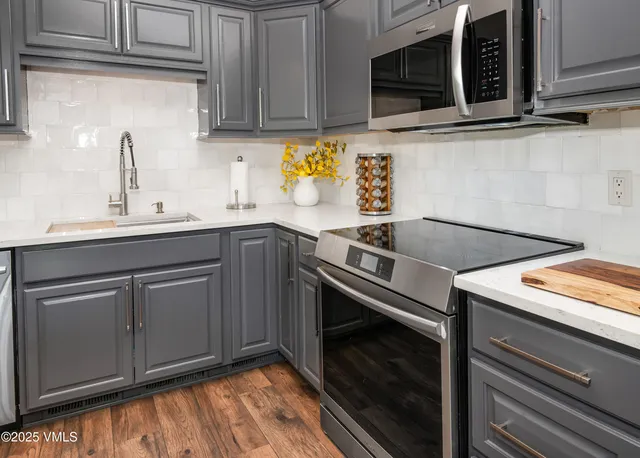 $925,000 | 971 West Beaver Creek Boulevard, Unit B5, Avon, CO 81620