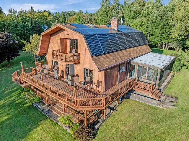 $750,000 | 56 Stevens Hill Road, Colebrook, NH 03576