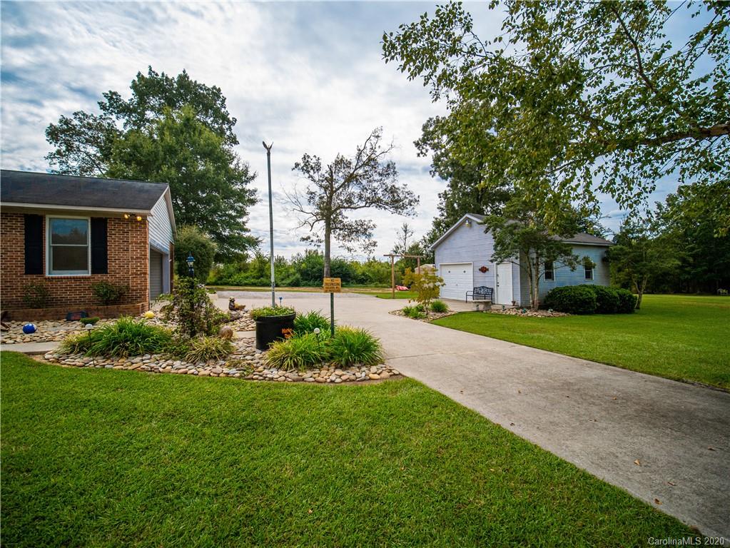 5610 Camp Creek Road Lancaster, SC 29720 - Photo 6 of 21 a front view of house with yard and green space