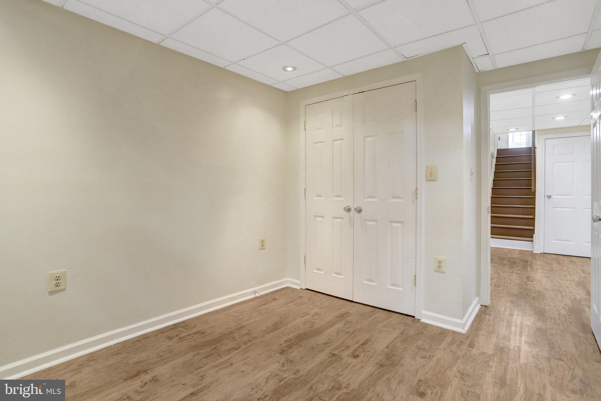 7206 Joshua Tree Lane Springfield, VA 22152 - Photo 37 of 50 Lower Level Room - perfect for guests or office