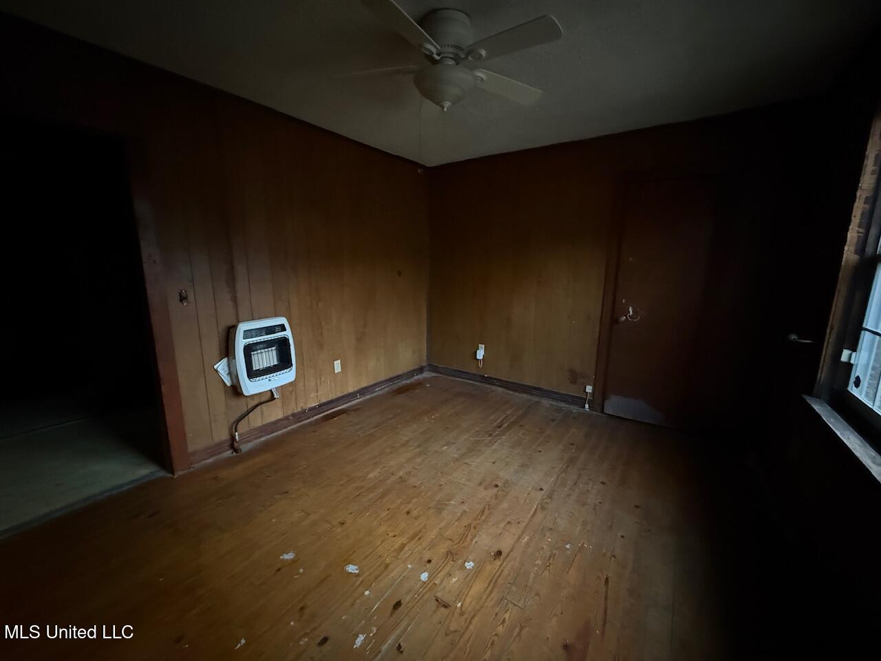 3915 Troy Avenue Jackson, MS 39213 - Photo 4 of 9 IMG_1635