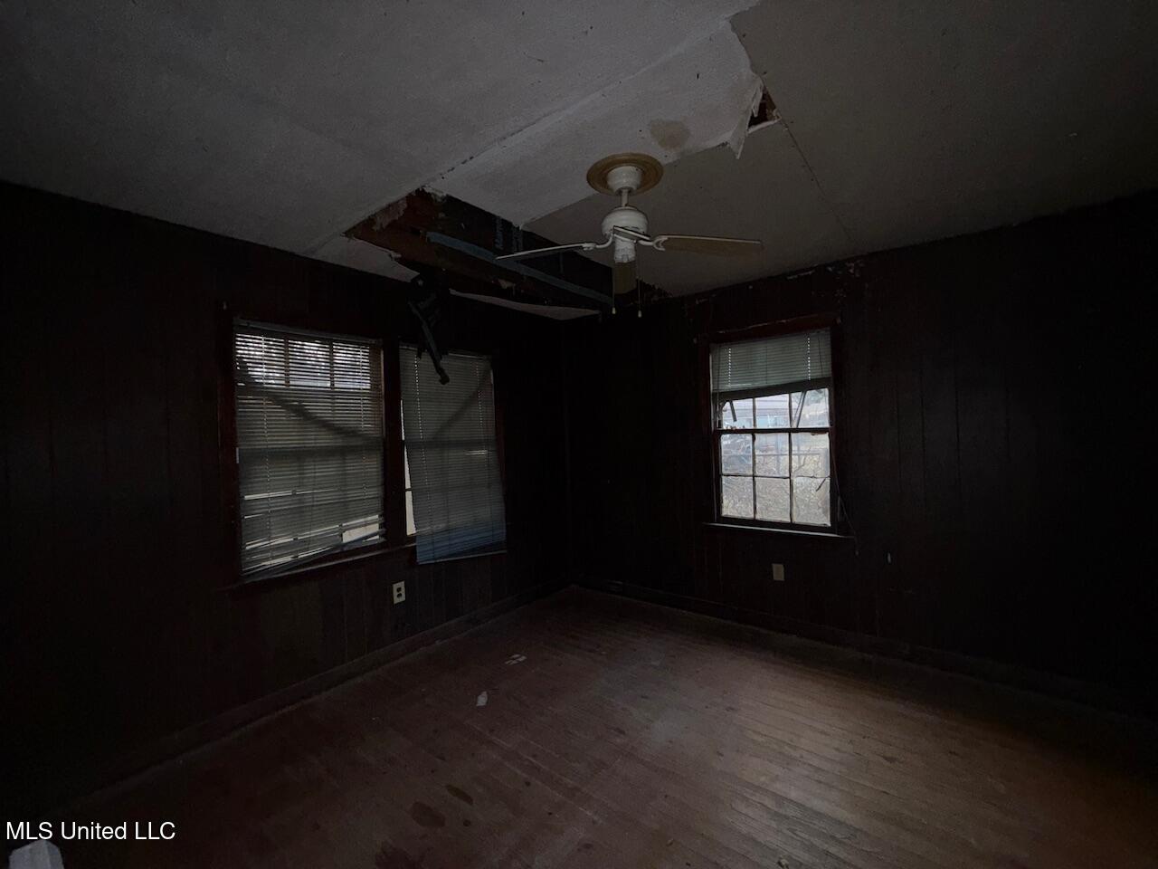 3915 Troy Avenue Jackson, MS 39213 - Photo 7 of 9 IMG_1619