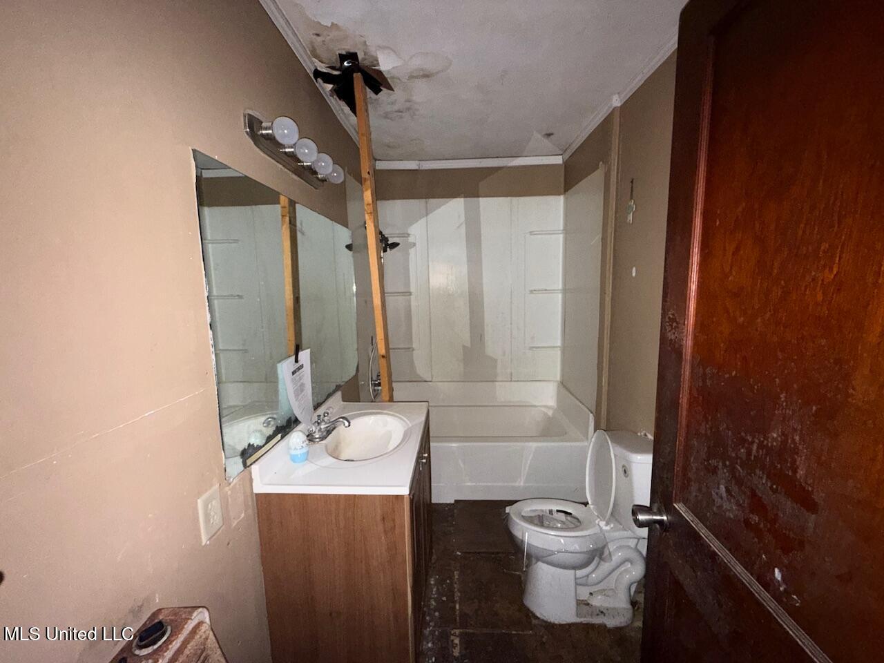 3915 Troy Avenue Jackson, MS 39213 - Photo 8 of 9 IMG_1654