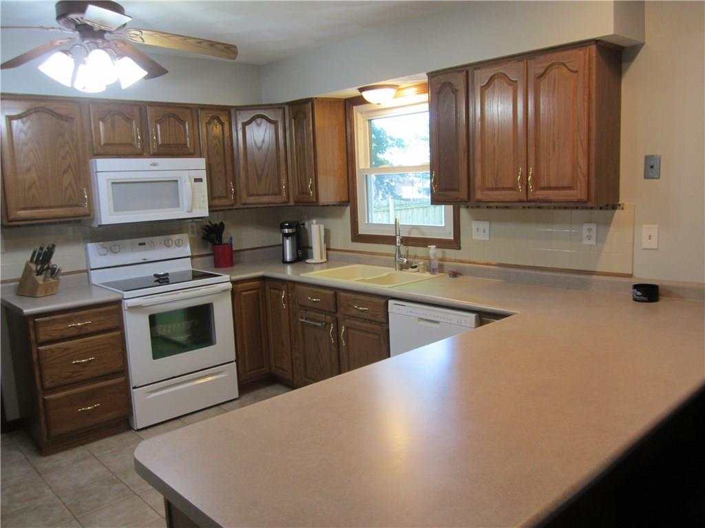 488 Raintree Drive Danville, IN 46122 - Photo 5 of 28 Gallery Image 5