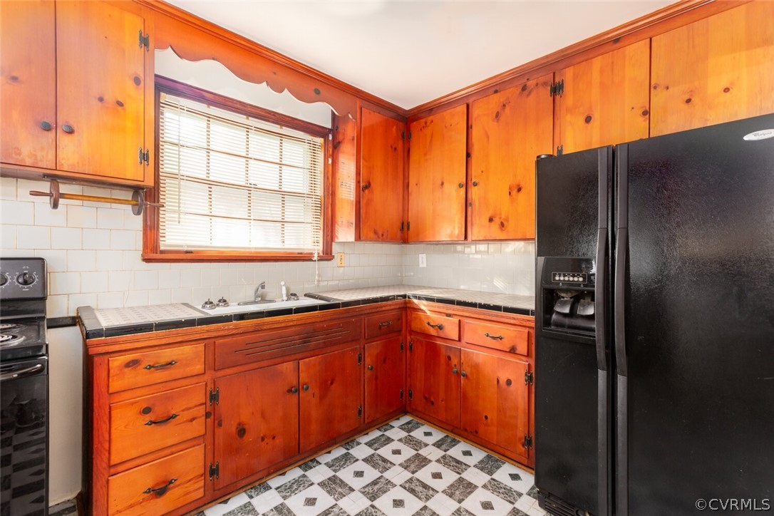 3989 Rebecca Road Richmond, VA 23234 - Photo 10 of 24 Gallery Image 10