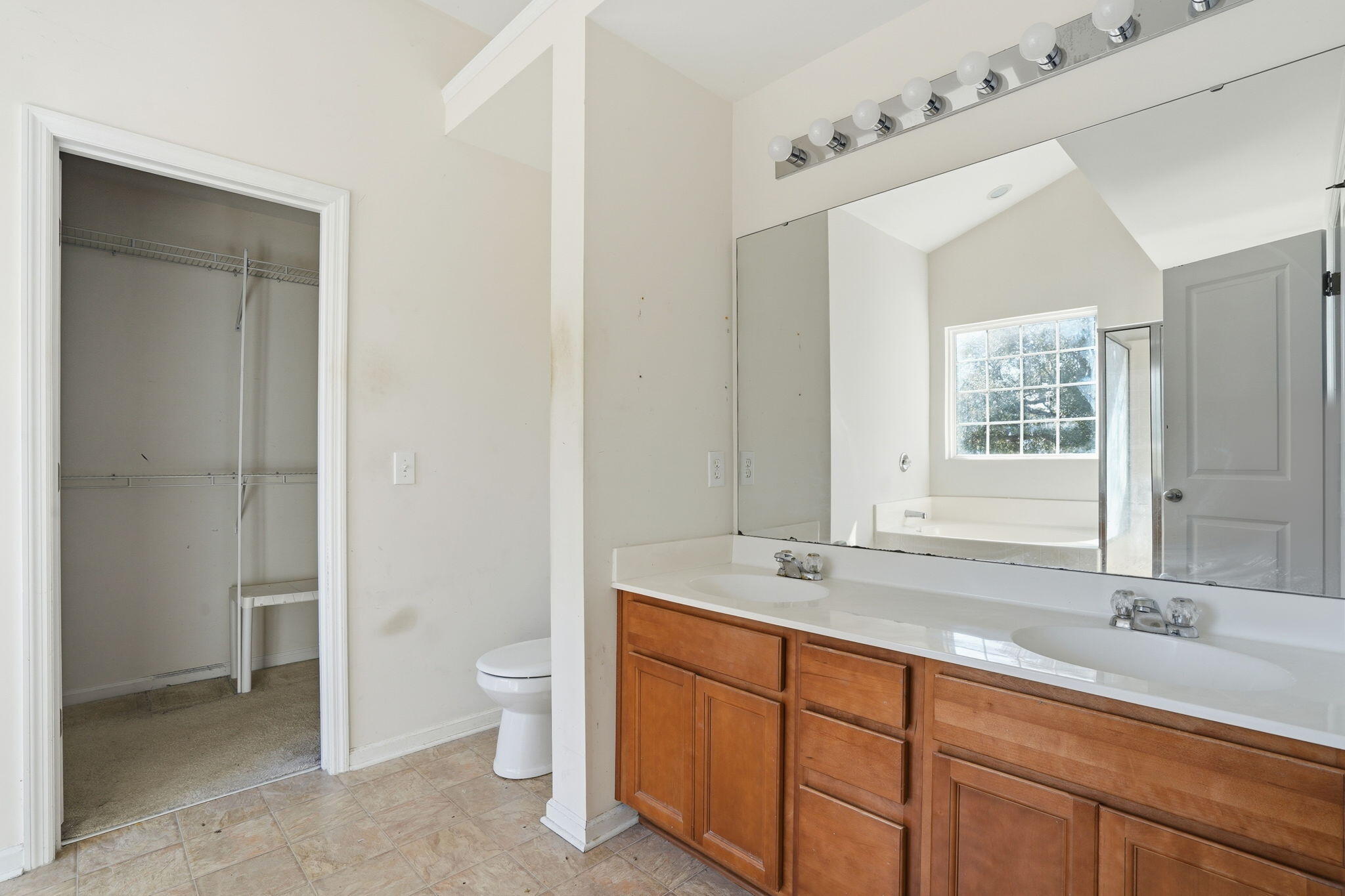 545 English Oak Circle Moncks Corner, SC 29461 - Photo 17 of 20 17-web-or-mls-022_DSC01382