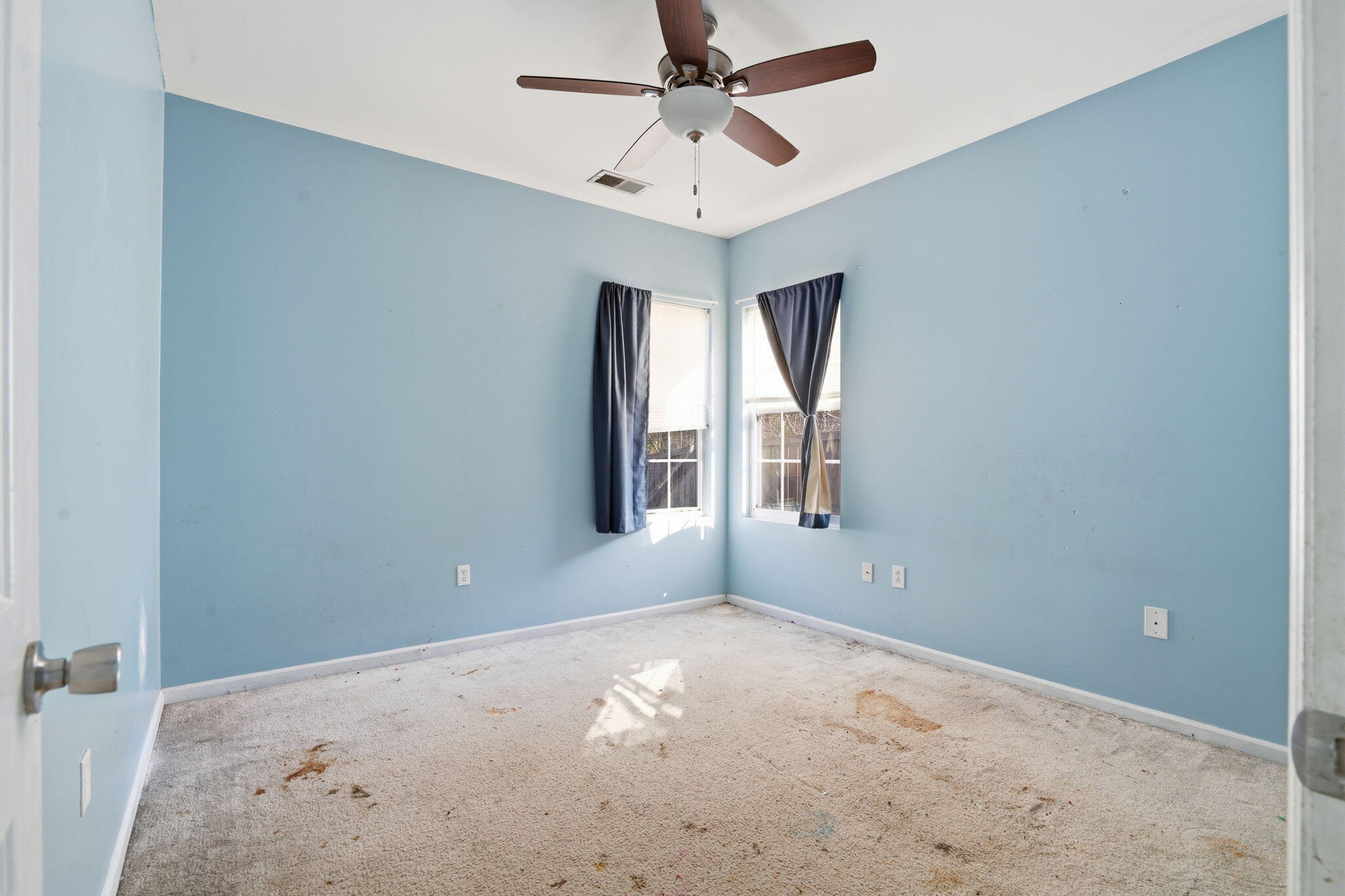 545 English Oak Circle Moncks Corner, SC 29461 - Photo 9 of 20 9-web-or-mls-013_DSC01331