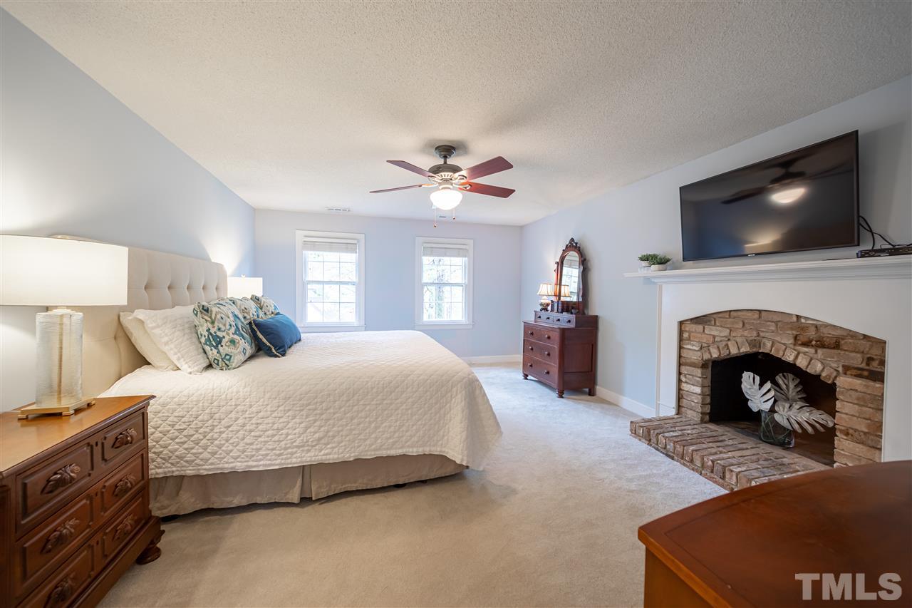 2201 Basil Drive Raleigh, NC 27612 - Photo 14 of 21