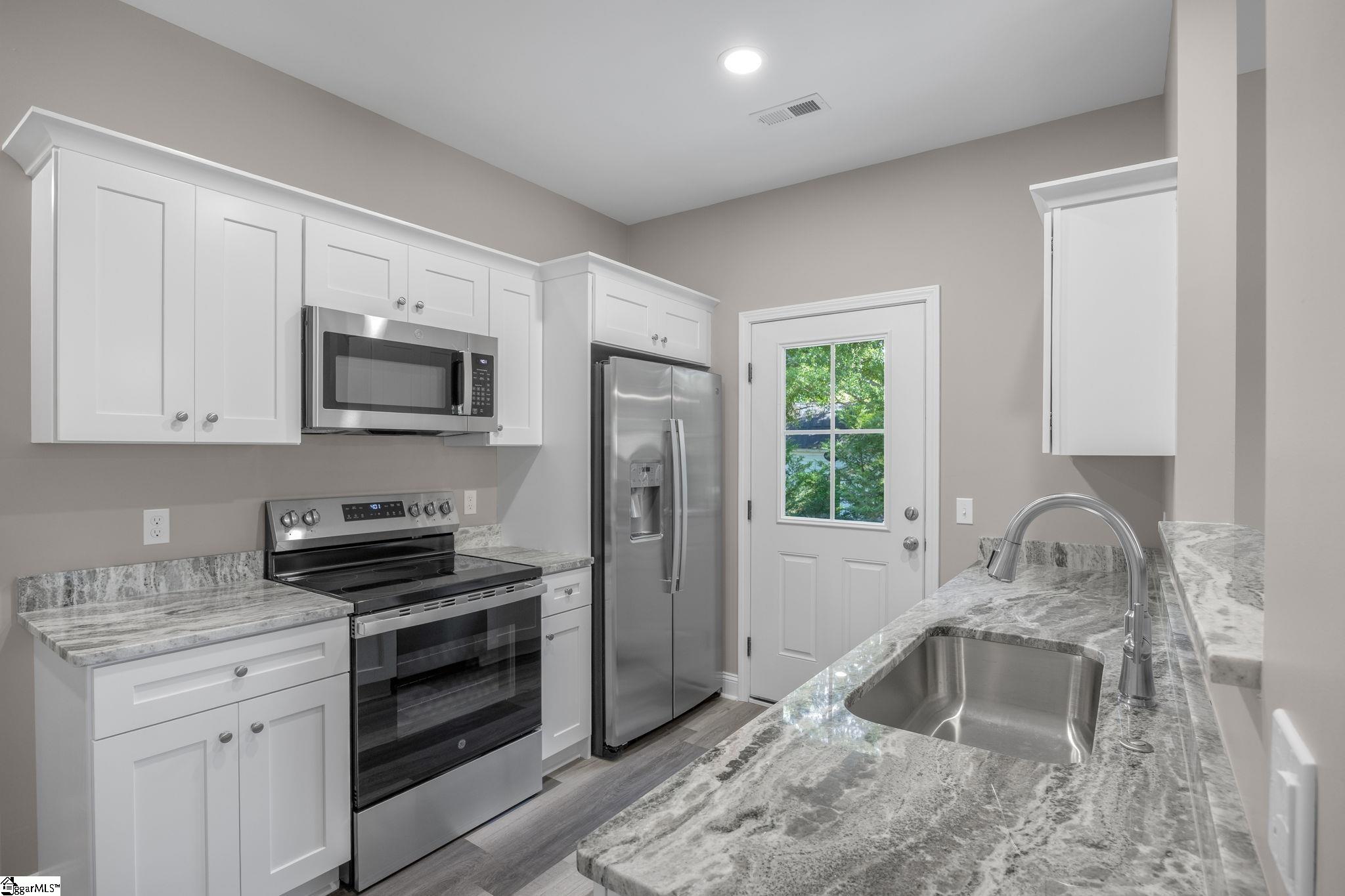 219 Maplecroft Street Liberty, SC 29657 - Photo 17 of 37