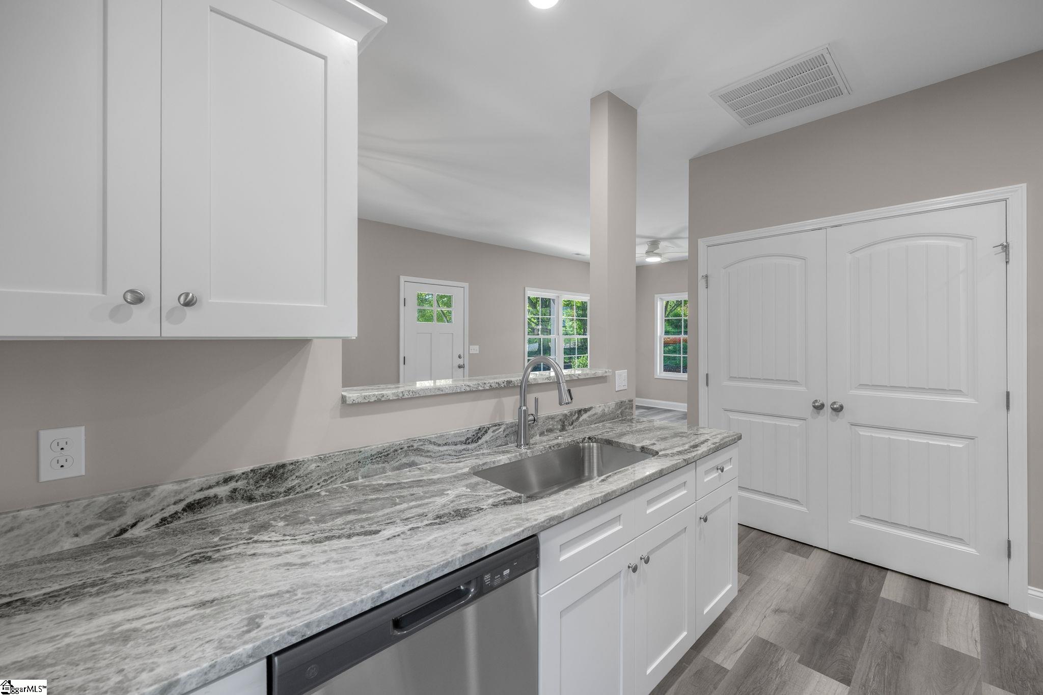 219 Maplecroft Street Liberty, SC 29657 - Photo 20 of 37