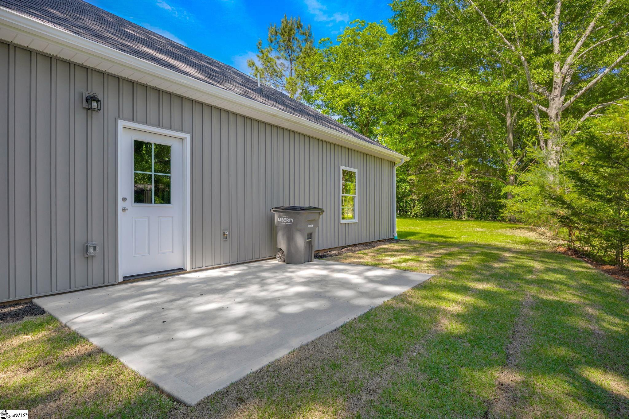 219 Maplecroft Street Liberty, SC 29657 - Photo 32 of 37