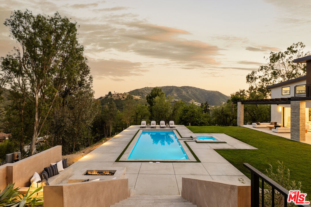 38 Dapplegray Road Bell Canyon, CA 91307 - Photo 27 of 36