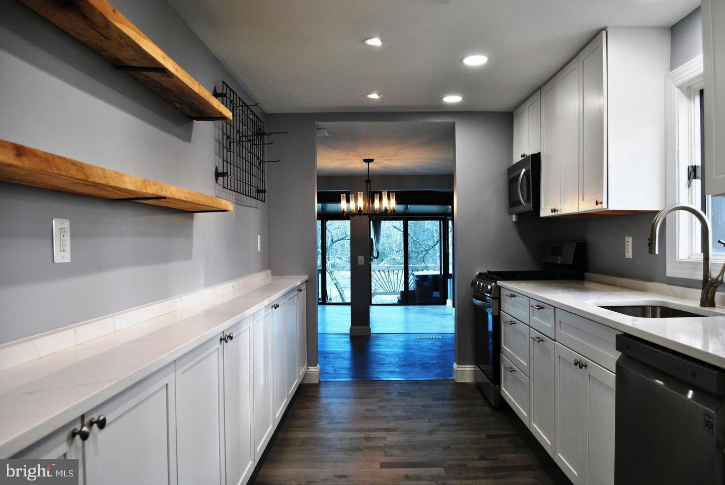 14 Leymar Road Glen Burnie, MD 21060 - Photo 4 of 21