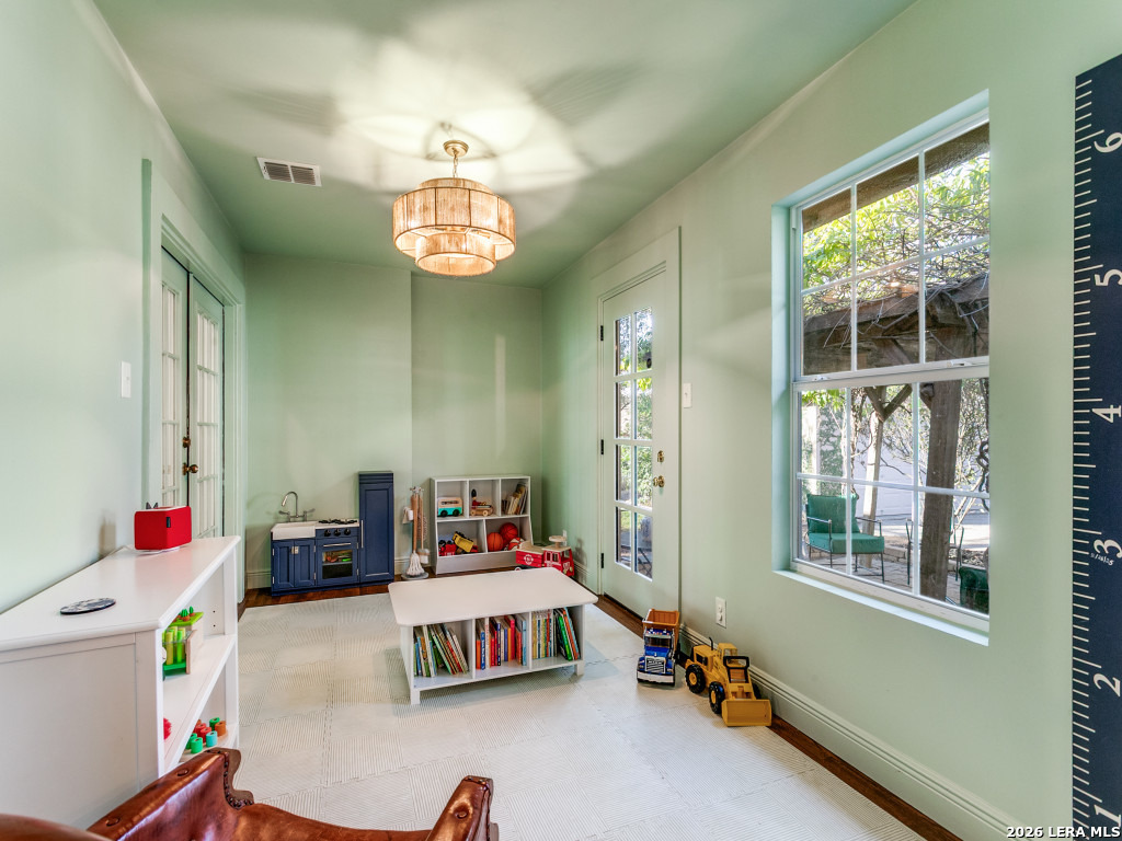 748 Eventide Drive Terrell Hills, TX 78209 - Photo 21 of 25