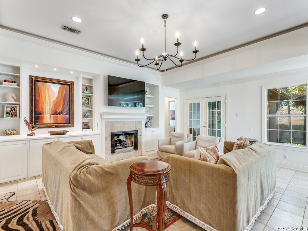 748 Eventide Drive Terrell Hills, TX 78209 - Photo 6 of 25