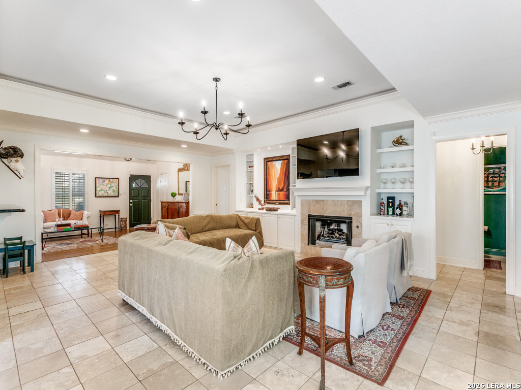 748 Eventide Drive Terrell Hills, TX 78209 - Photo 7 of 25