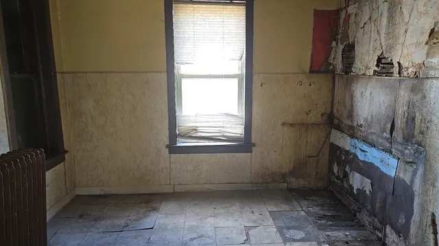 a view of room with window