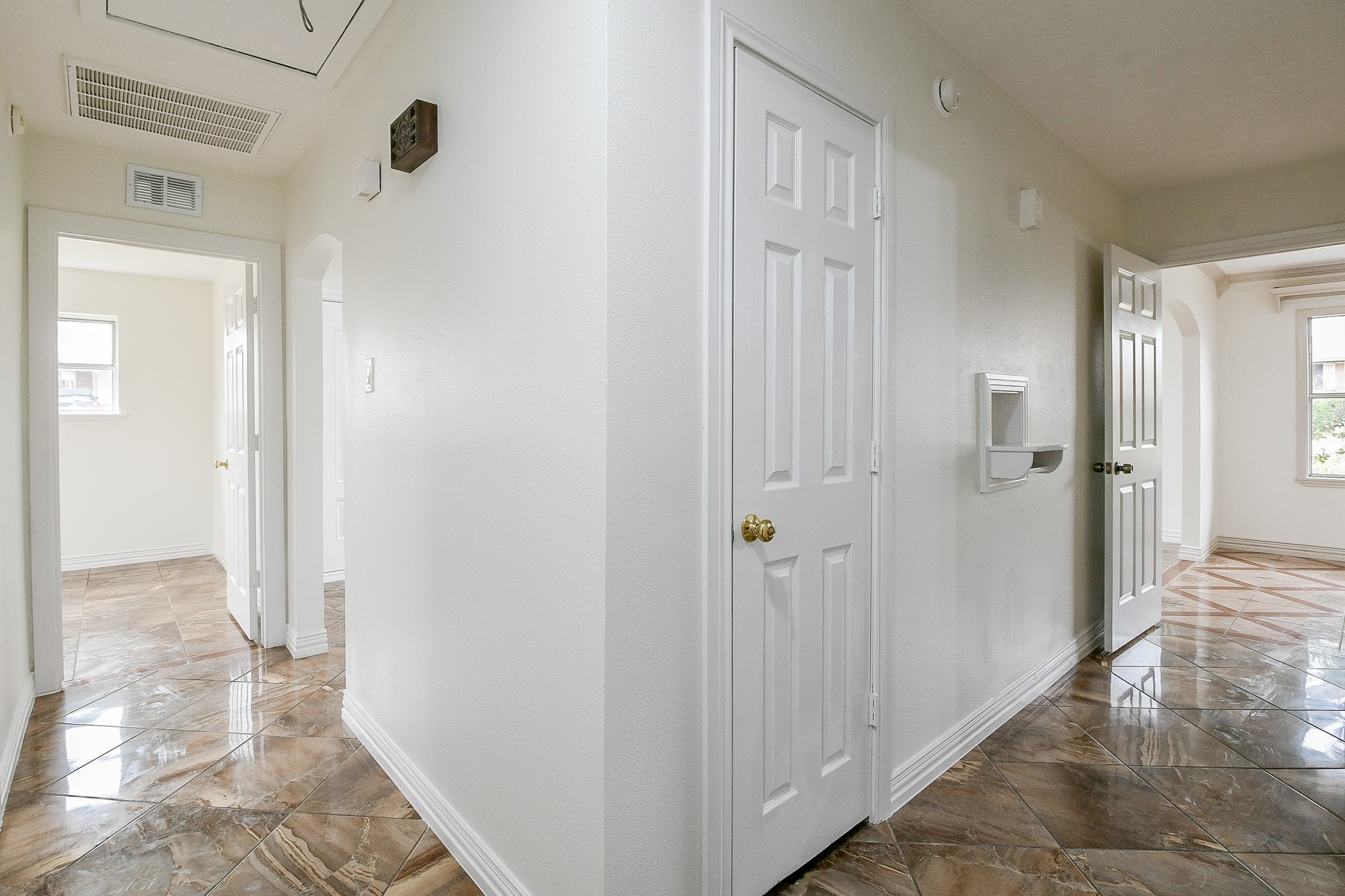 901 Redondo Drive Houston, TX 77015 - Photo 19 of 32