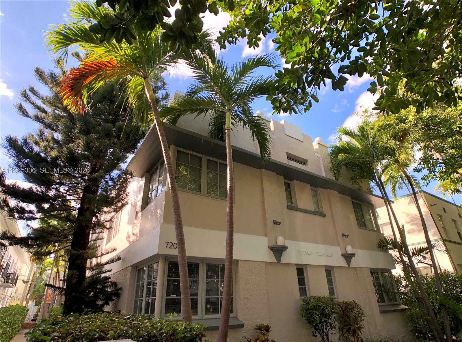 720 Meridian Avenue, Unit 5 Miami Beach, FL 33139 - Photo 1 of 12