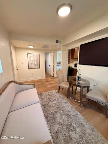 $239,999 | 237 South 7th Street, Avondale, AZ 85323