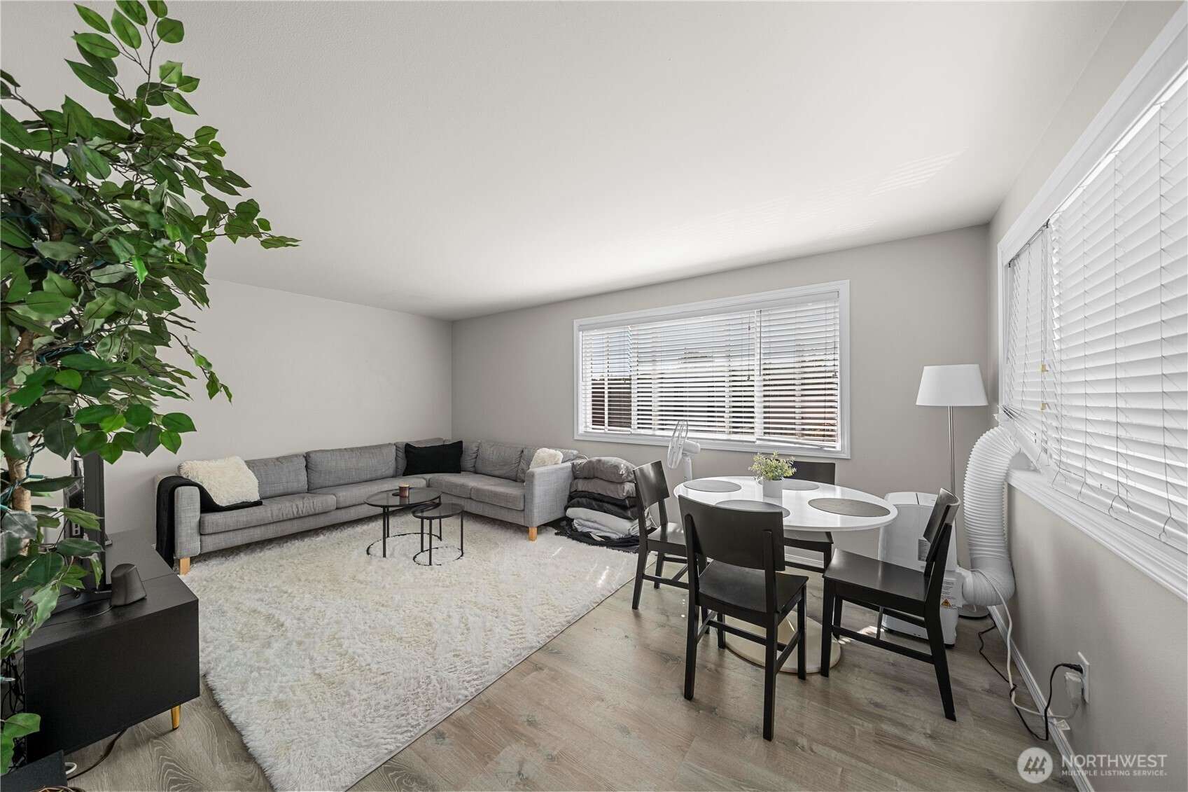 809 North 6th Street Renton, WA 98057 - Photo 26 of 40