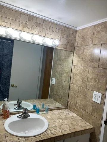 $1,600 | 880 Mandalay Avenue, Unit N612, Clearwater Beach, FL 33767