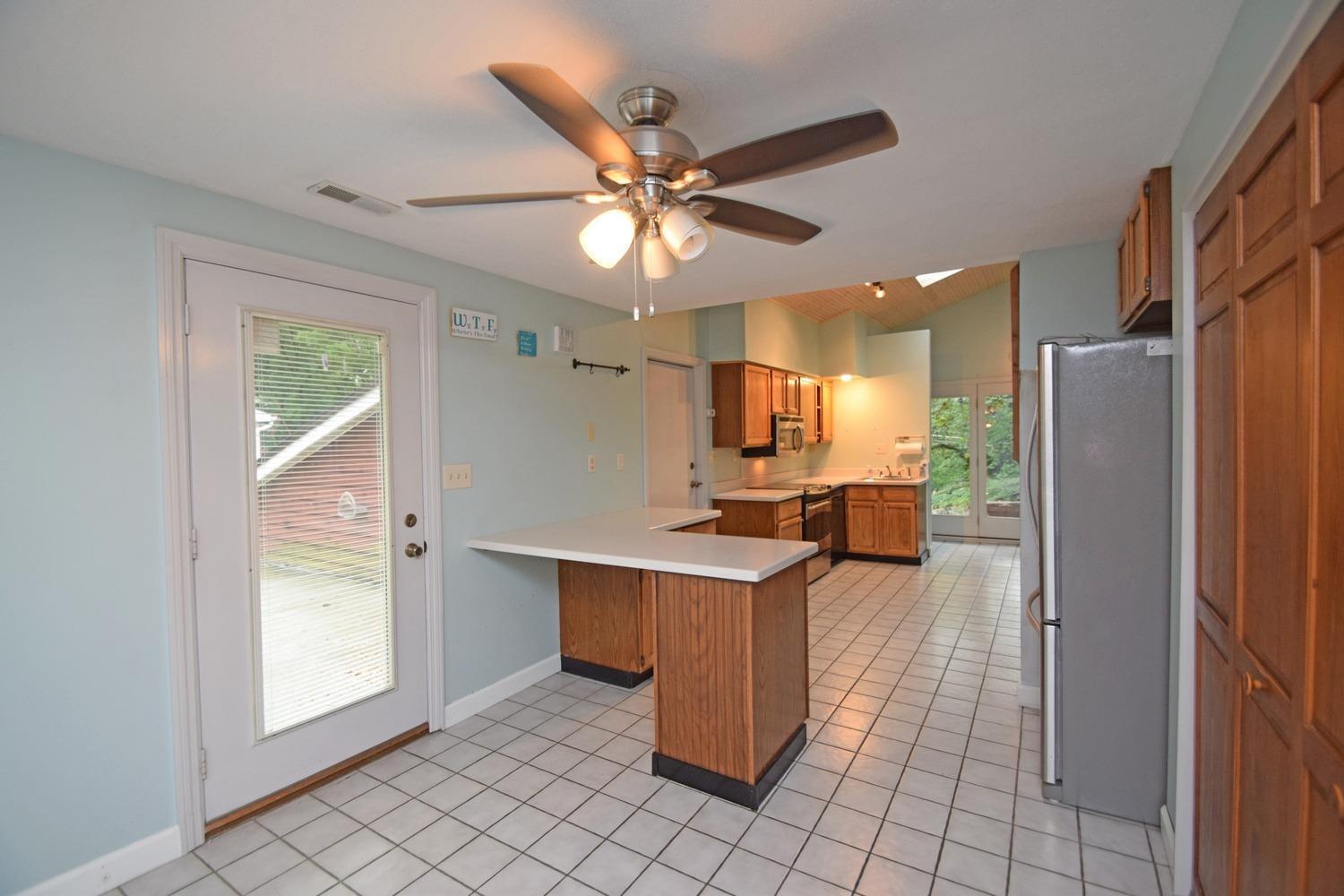 5656 Foley Road Cincinnati, OH 45238 - Photo 10 of 46
