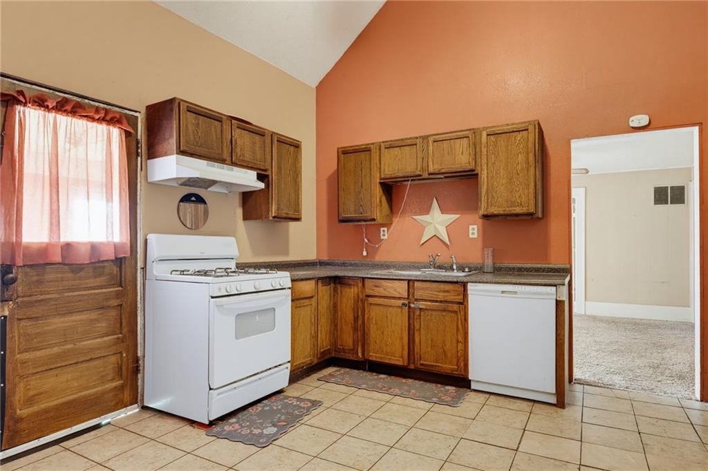170 Stringer Street Humphreys, MO 64646 - Photo 12 of 27 Gallery Image 12