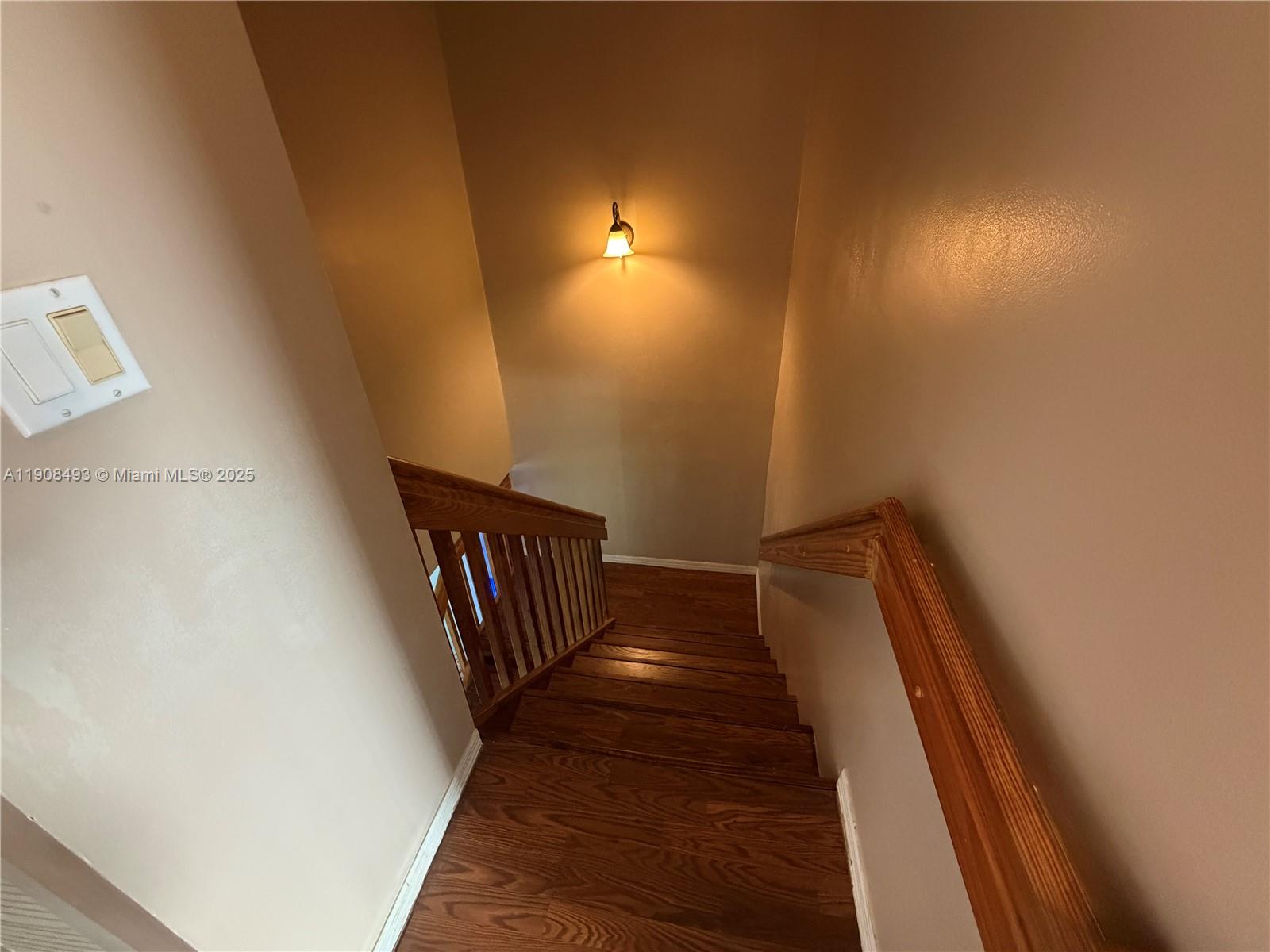 810 Northeast 212th Terrace, Unit 2 Miami, FL 33179 - Photo 22 of 44 a view of entryway