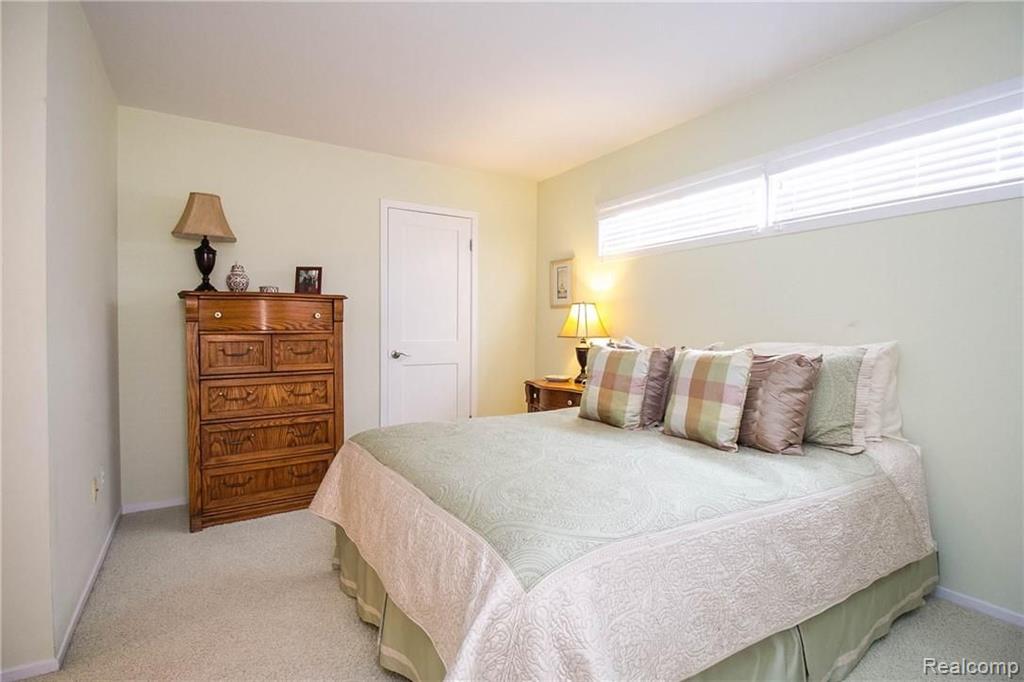 5388 Parkgrove Road, Unit 21 Ann Arbor, MI 48103 - Photo 27 of 35