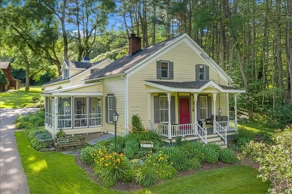 $460,000 | 41 Tiona Road, Maine, NY 13802