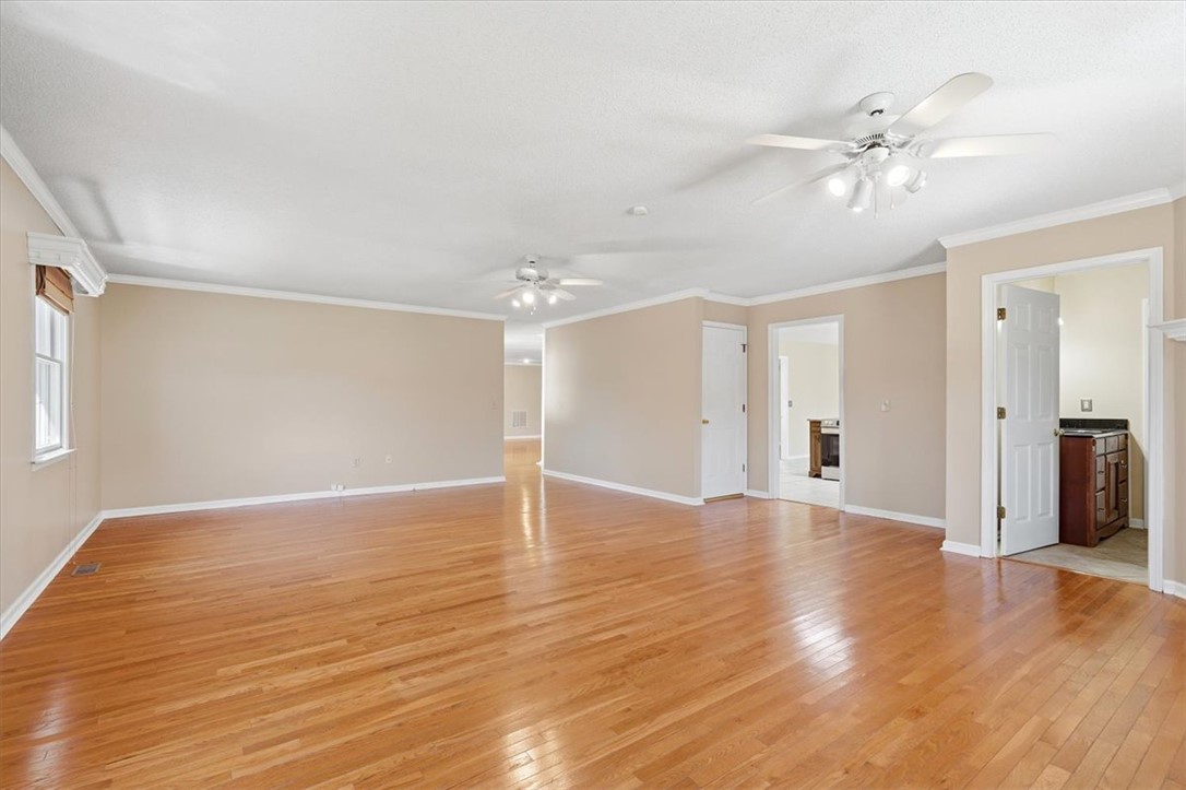 436 Cane Creek Landing Road Seneca, SC 29672 - Photo 15 of 34