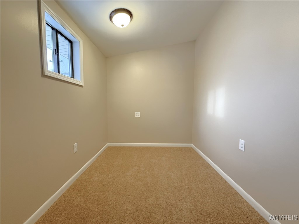 54 Albert Street Cheektowaga, NY 14043 - Photo 20 of 34