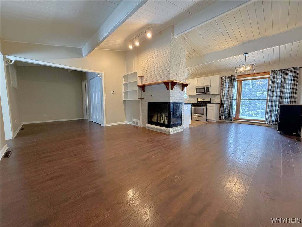 54 Albert Street Cheektowaga, NY 14043 - Photo 7 of 34