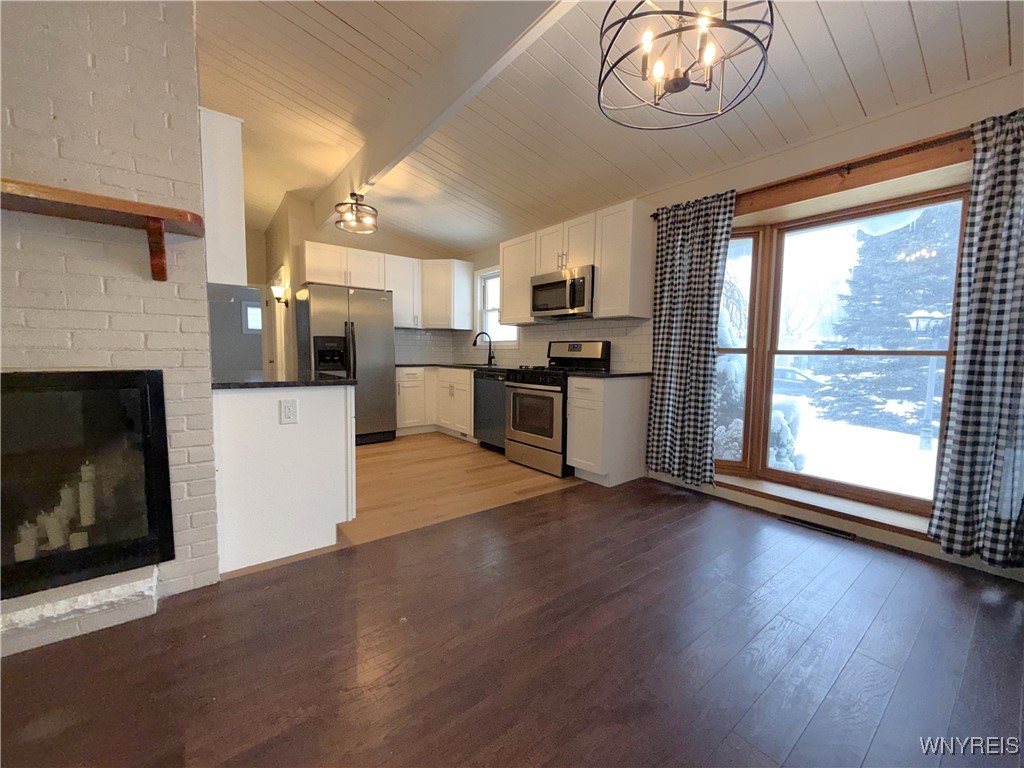 54 Albert Street Cheektowaga, NY 14043 - Photo 10 of 34