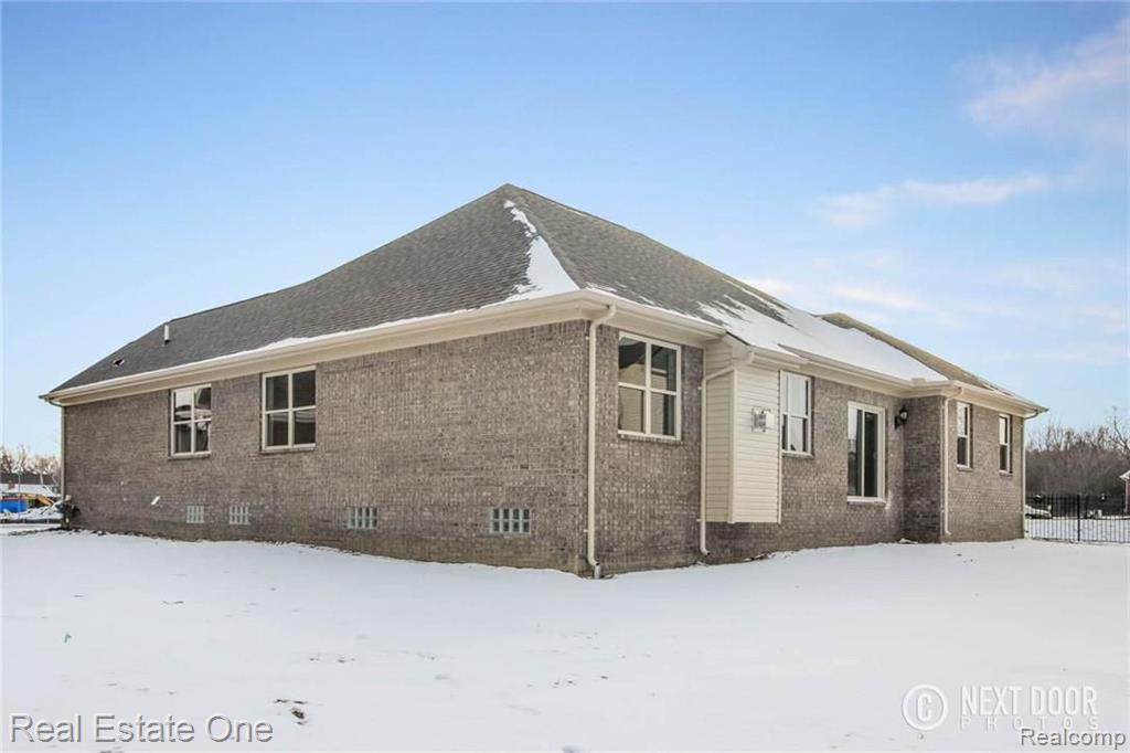 374 Verona Drive Rochester Hills, MI 48307 - Photo 32 of 34