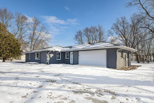 $229,500 | 12081 Highway 15, North Manchester, IN 46962