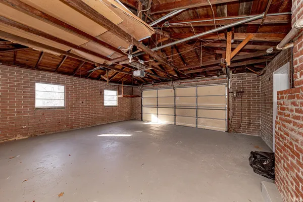 $229,500 | 12081 Highway 15, North Manchester, IN 46962