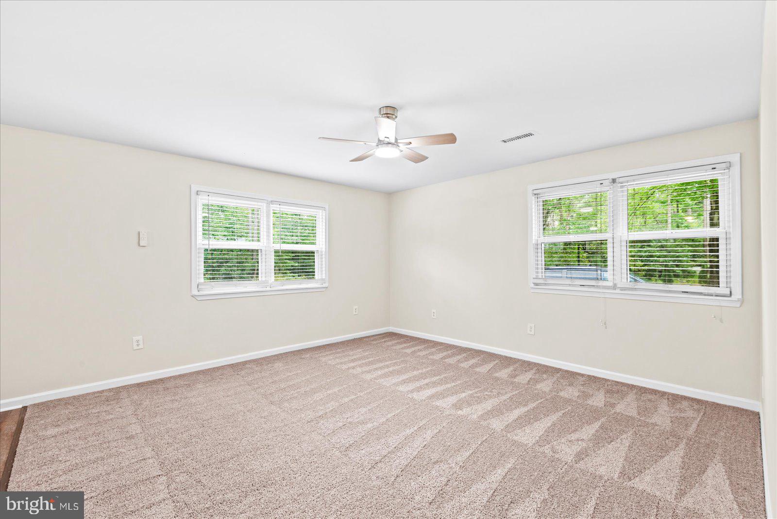218 Circle Lane Colonial Beach, VA 22443 - Photo 11 of 33