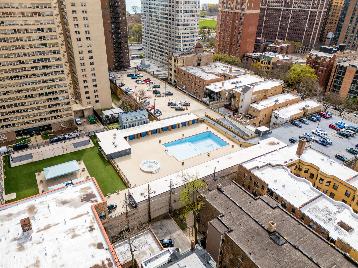 655 West Irving Park Road, Unit 2704 Chicago, IL 60613 - Photo 23 of 27