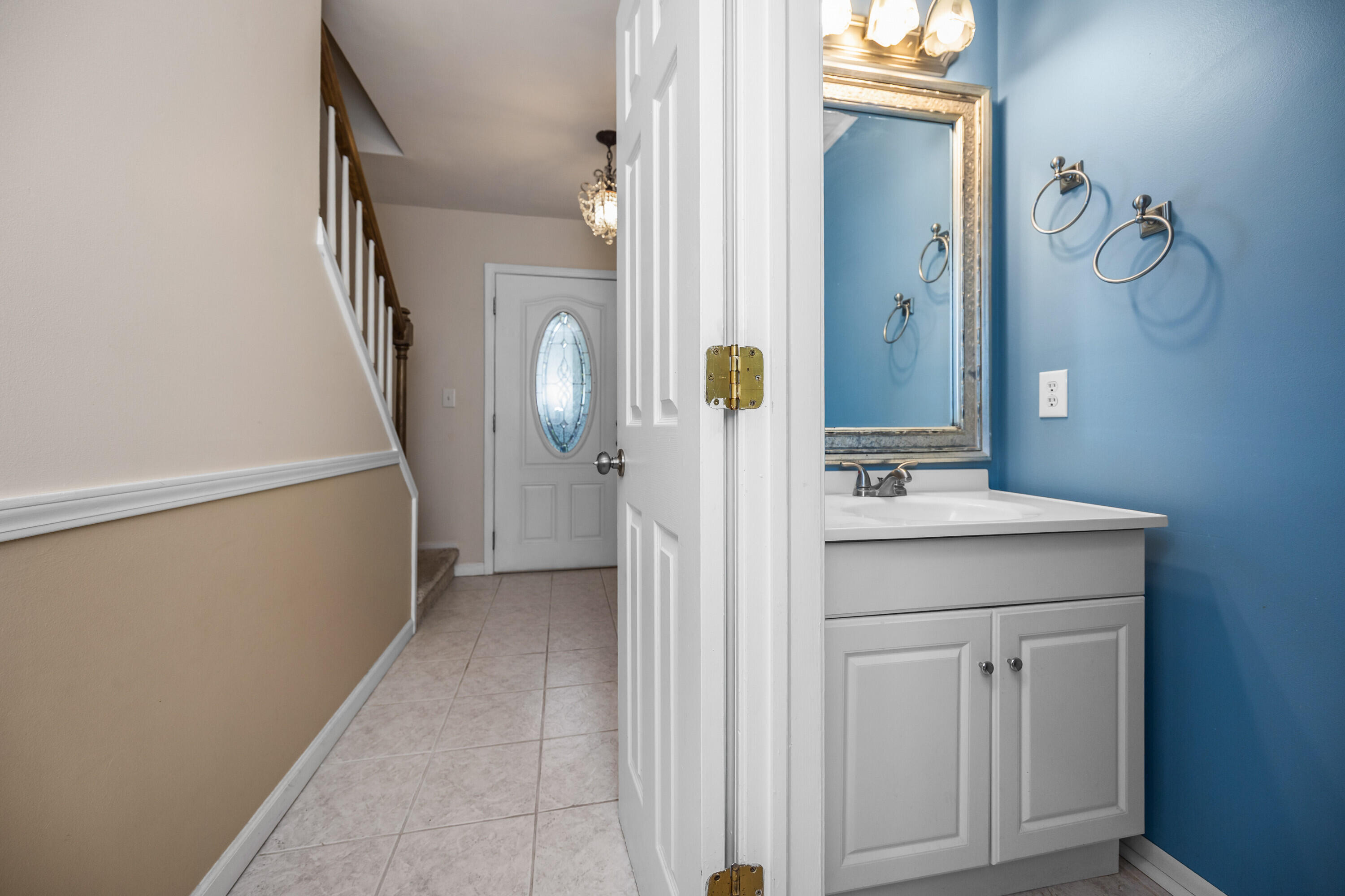 210 Whitney Drive Rochester Hills, MI 48307 - Photo 6 of 45 012_14