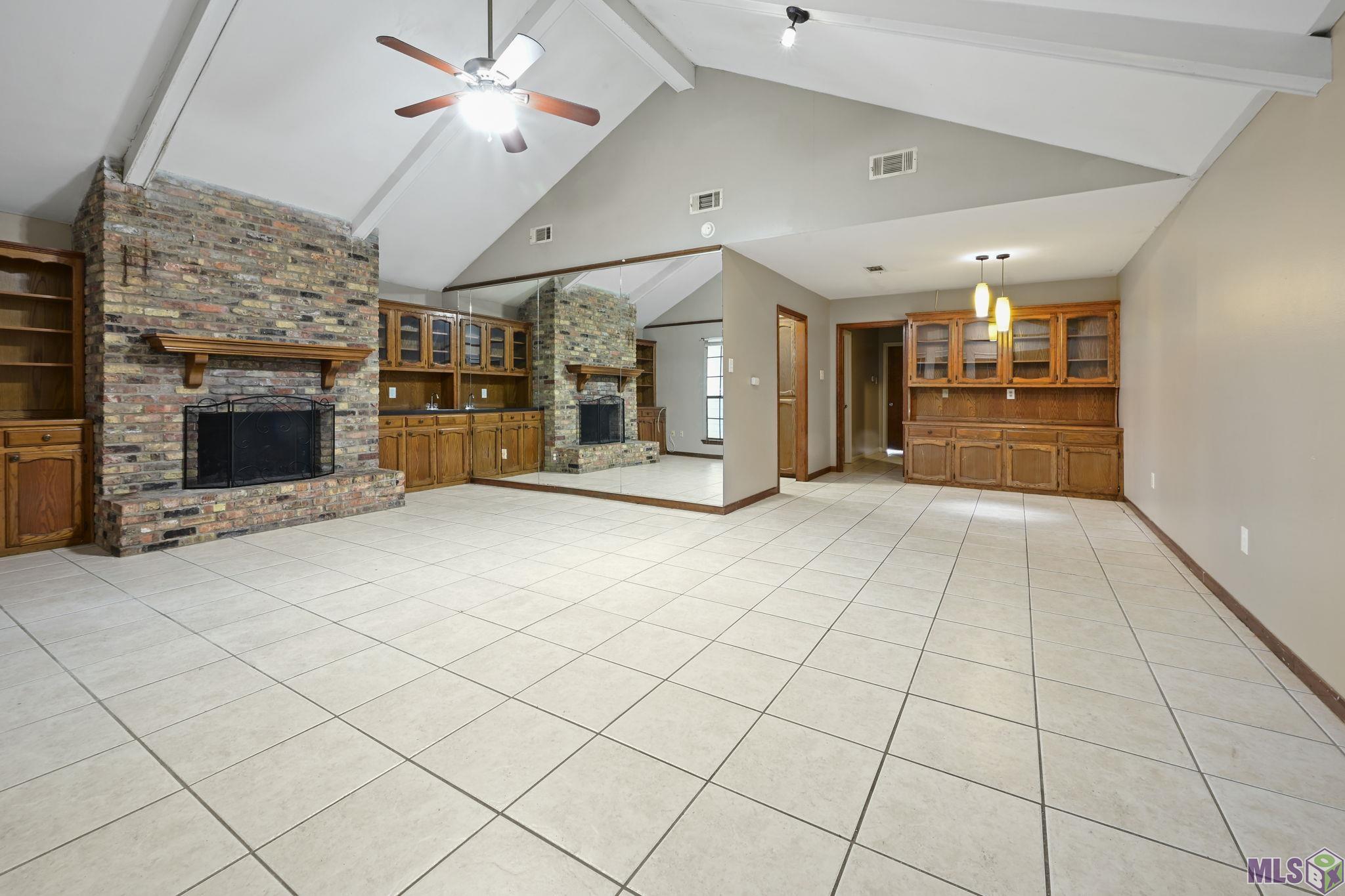 1817 Stonegate Court Baton Rouge, LA 70815 - Photo 3 of 13 Gallery Image 3
